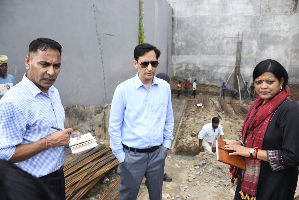 आयुक्त दीपक रावत, दिए कई अहम निर्देश
